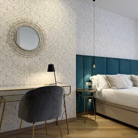 Souviron De Torres By Caleta Homes Apartment