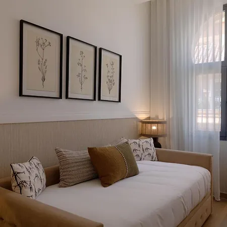 Souviron De Torres By Caleta Homes Apartmán